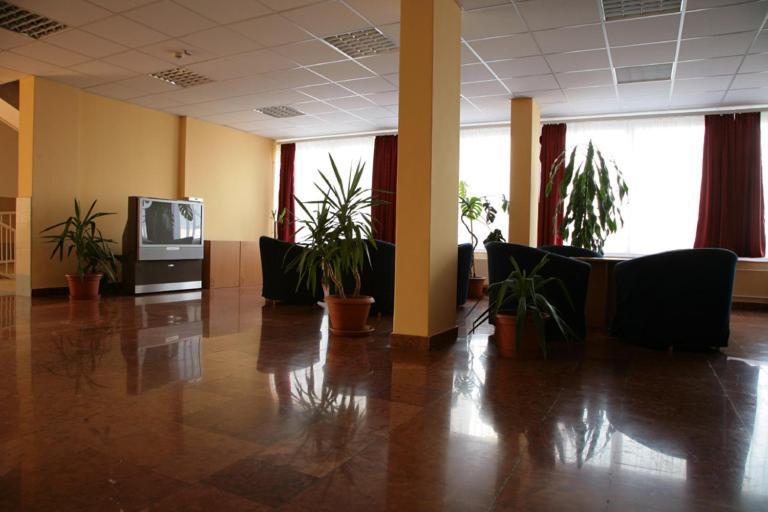 Imola Hostel Эгер Экстерьер фото