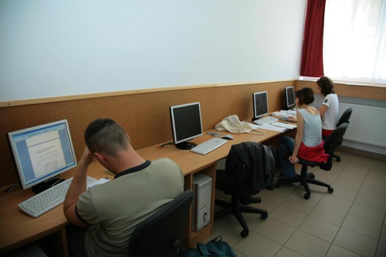 Imola Hostel Эгер Экстерьер фото